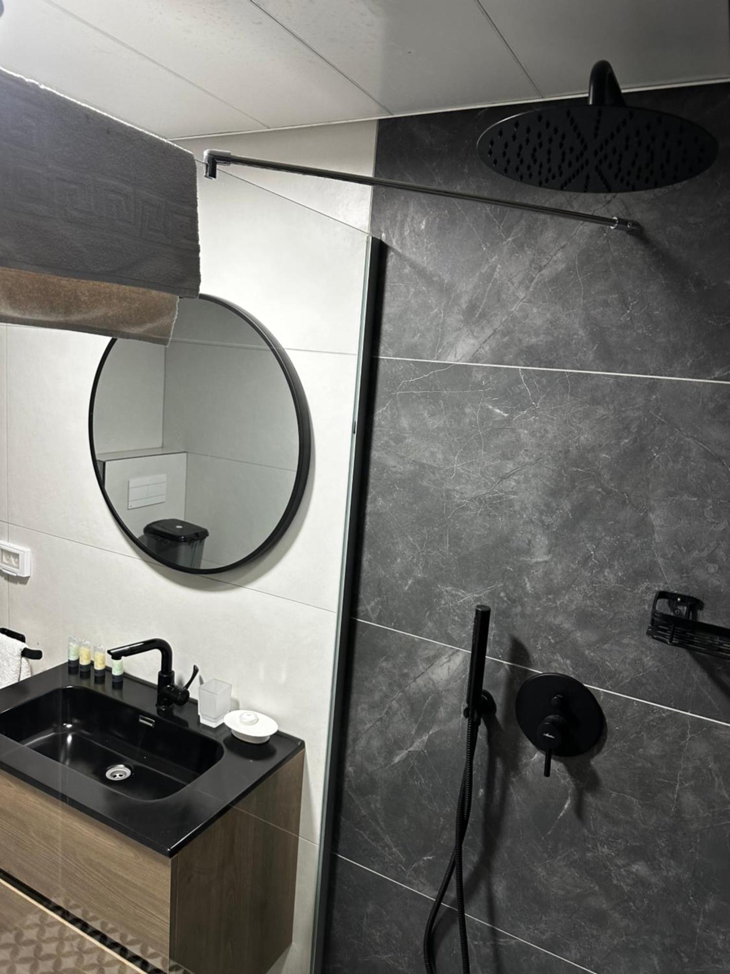 Motel בוטיק רפאל Boutique Rafael Eilat Esterno foto
