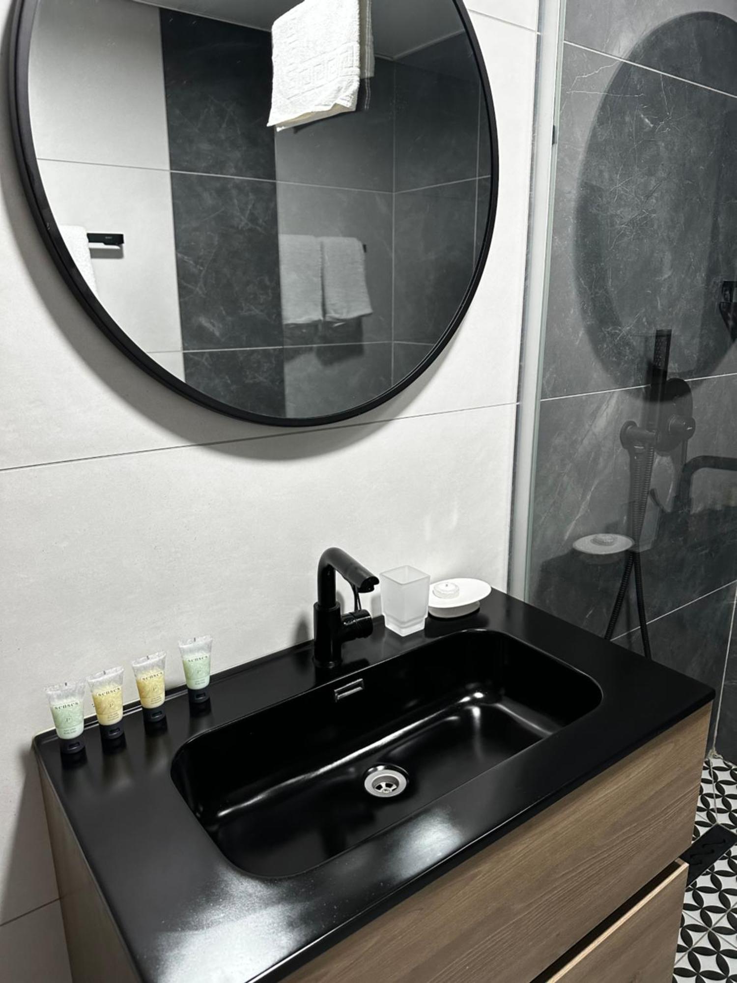 Motel בוטיק רפאל Boutique Rafael Eilat Esterno foto